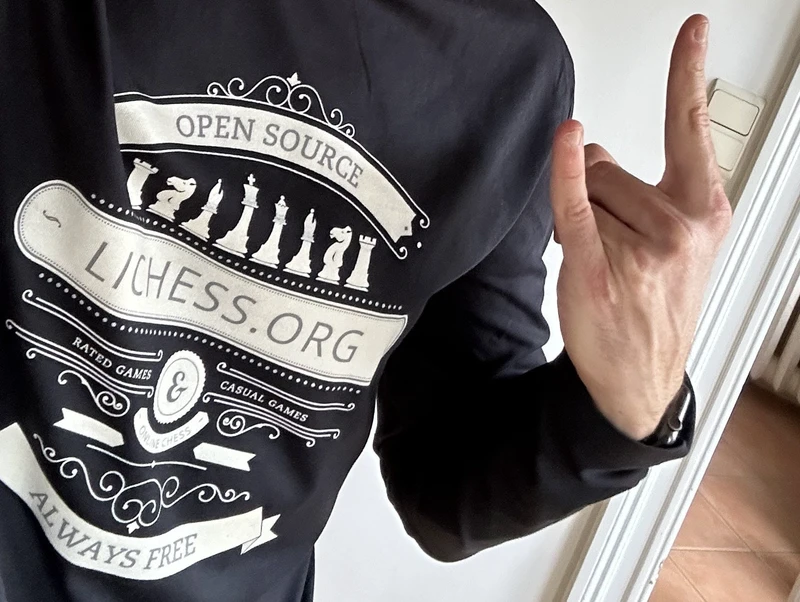 lichess tee.jpg