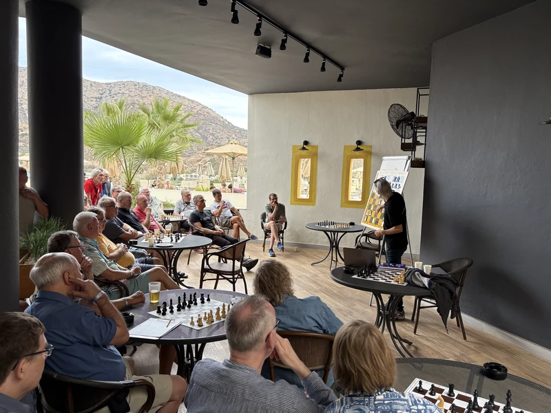 Free game analysis and seminars with the Grandmaster team.