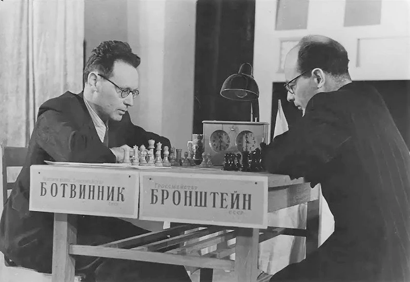 botvinnik-bronstein-1092819637.jpg