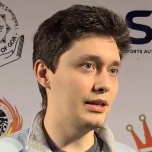 Andrey Esipenko