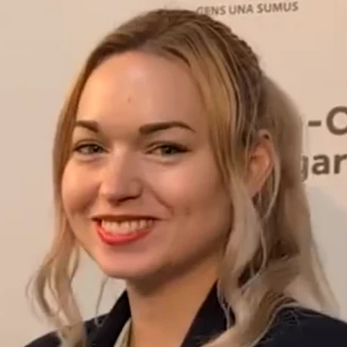 Laura Unuk