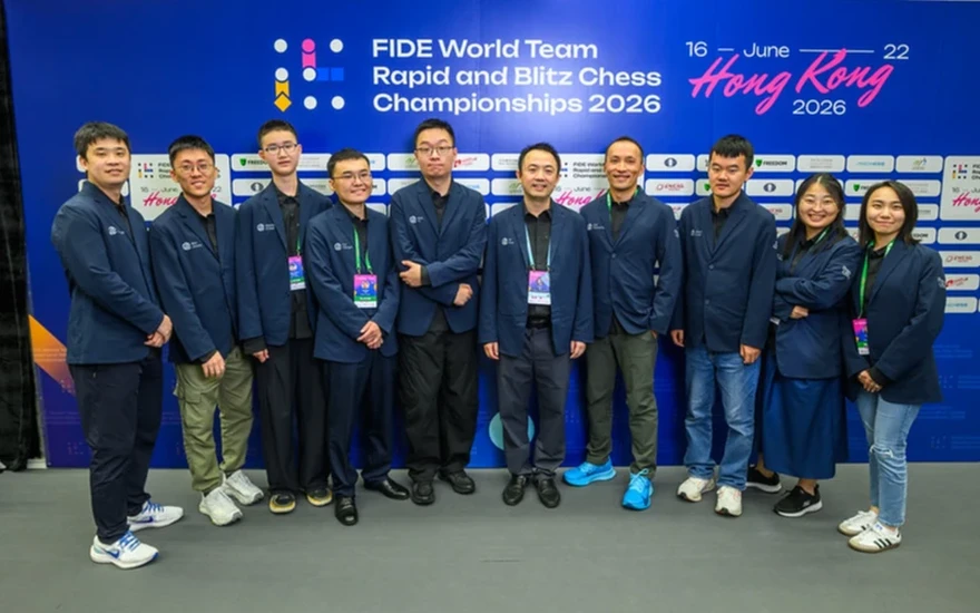 A group photo of the Dragon Chilling team