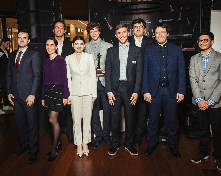 Photo source: https://twitter.com/PHChess/status/1662405612074926080 Photo of the "Chess Stars 2022" participants, held in Moscow- 29 Sept -5 Oct 2022