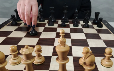 Chess Tactics: Tactical Epithany - the relationship between Tempo Gaining  and Pinning 