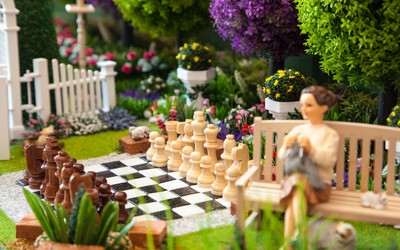 Miniature artificial garden
