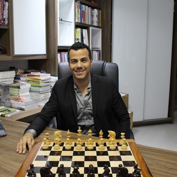 NM VICTOR OLIVEIRA coaches chess students •