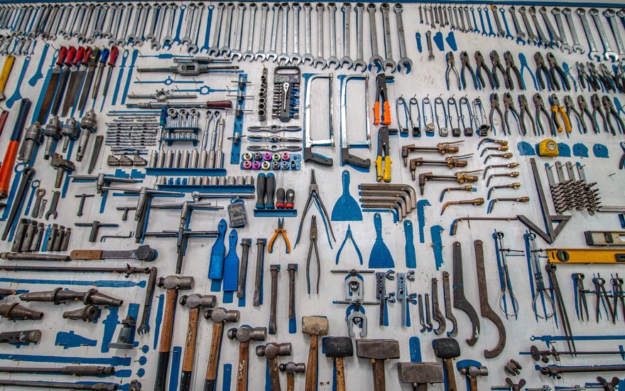 common workers' tools